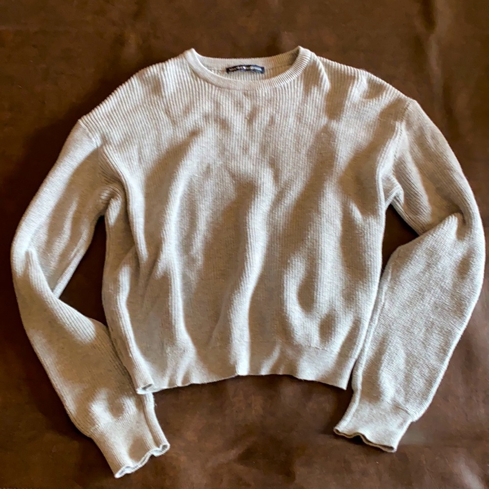 Women’s Brandy Melville Crop Sweater